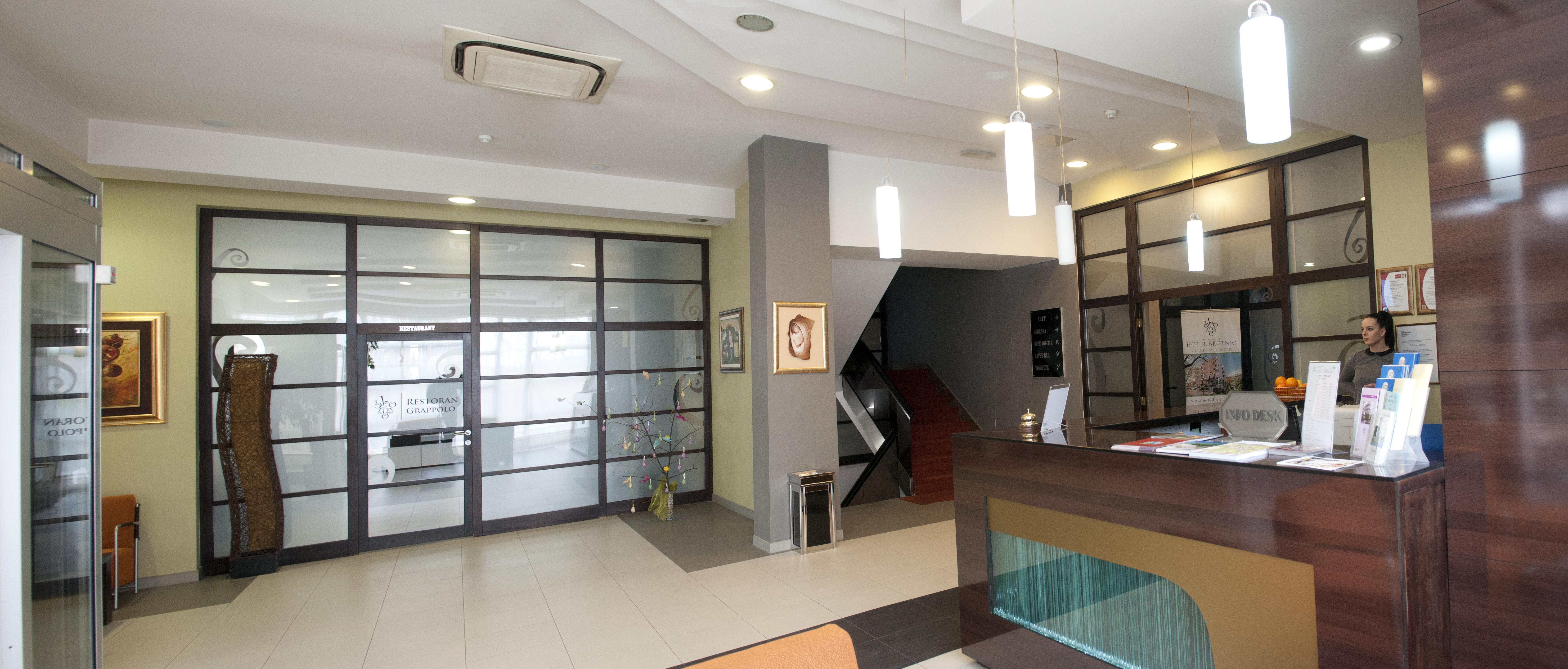 โรงแรมบรอตเนียว Citluk ภายนอก รูปภาพ